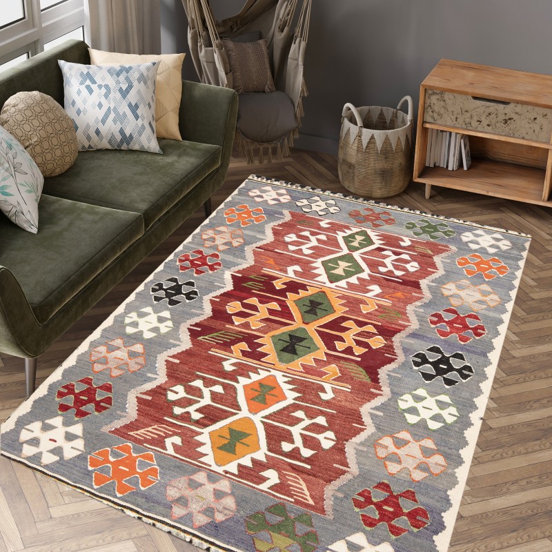 kilim old yarn  (1,18  M  X  1,80  M) 