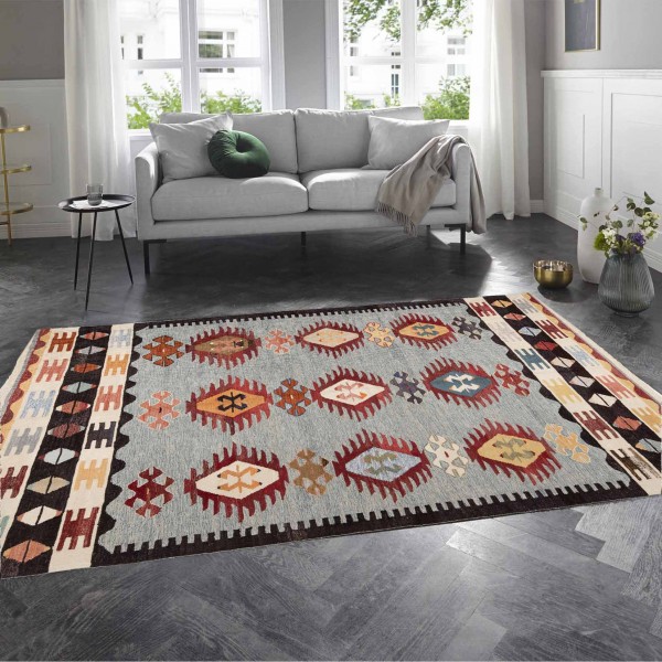 kilim old yarn (1,79m x 3,00 m ) 