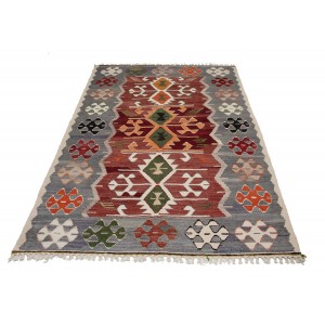 kilim old yarn  (1,18  M  X  1,80  M) 