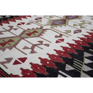 kilim old yarn (1,18 M X 1,73 M)