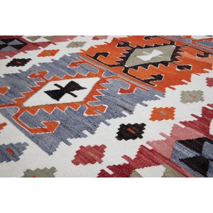 kilim old yarn (  1,16 m x 1,70 m) 