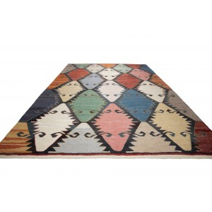 kilim old yarn (2,16 m x 3,29 m) 