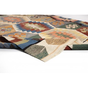 kilim old yarn (1,75 m x 2,82 m) 