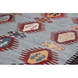 kilim old yarn (1,79m x 3,00 m ) 