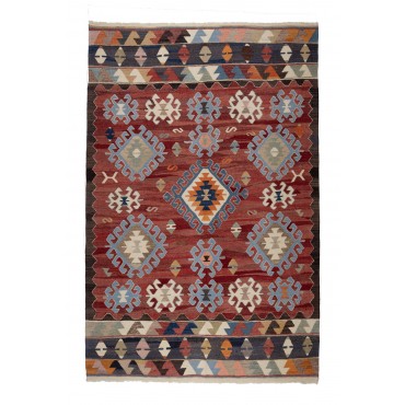 kilim old yarn (2,06 m x 3,02 m ) price = 1750€