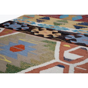 kilim old yarn ( 1,05 m x 3,43m ) 